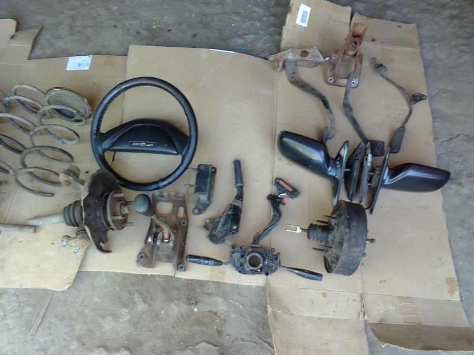 ПРОДАМ Сидение от toyota corolla e90 liftback