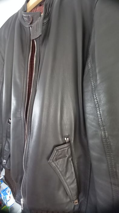 Blusão em pele castanho da Daniele Alessandrini estilo Biker