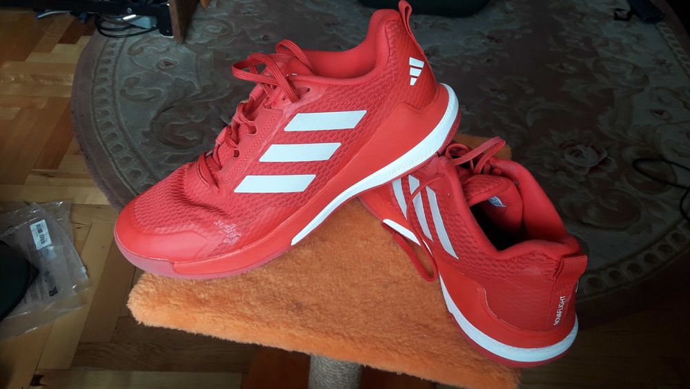 Кросівки Adidas Novaflight 2.0 44р