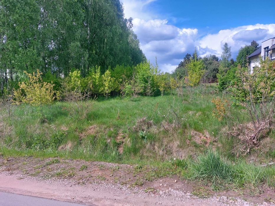 Działka budowlana 1107m2  malownicza i spokojna okolica, szybki dojazd