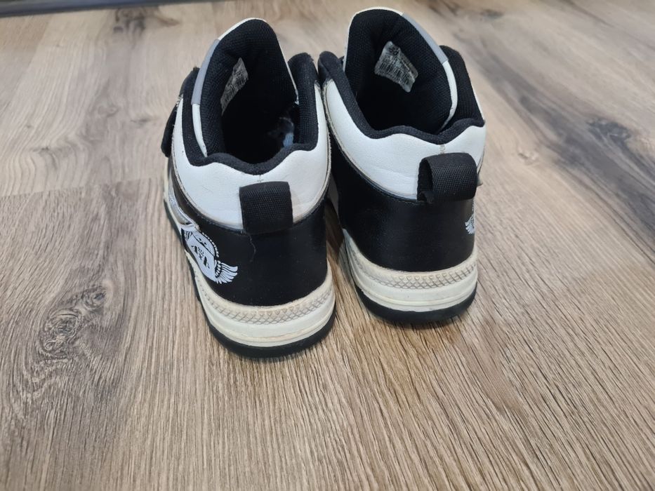 Ботінки кросівки демісезон для хлопчика 20 см 32 р.