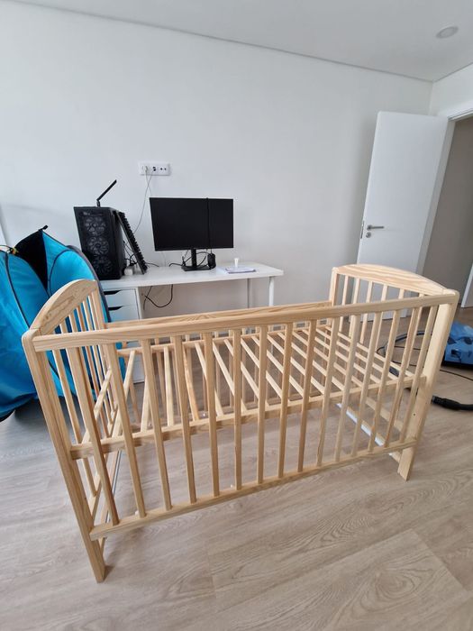 Berço e Armários