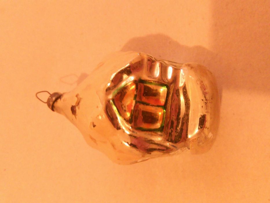 Елочная игрушка домик заснеженный СССР.