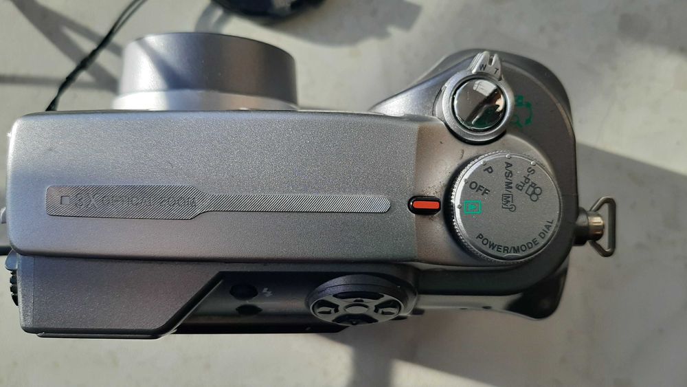 Olympus C-4000 zoom Camedia  Япония