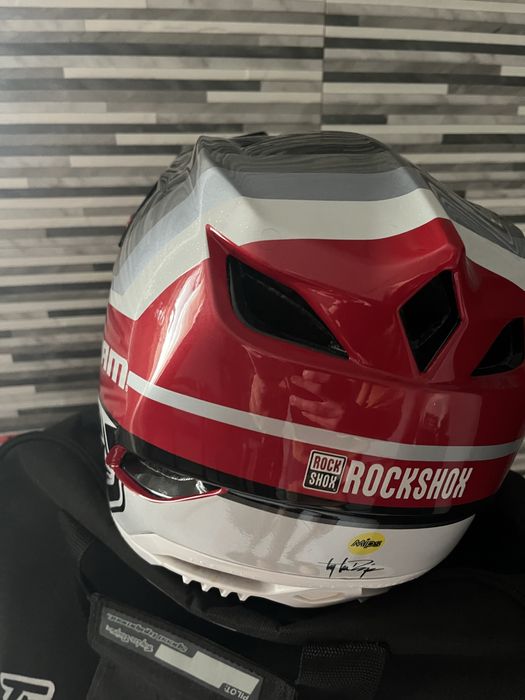 Capacete troy lee d4 carbon