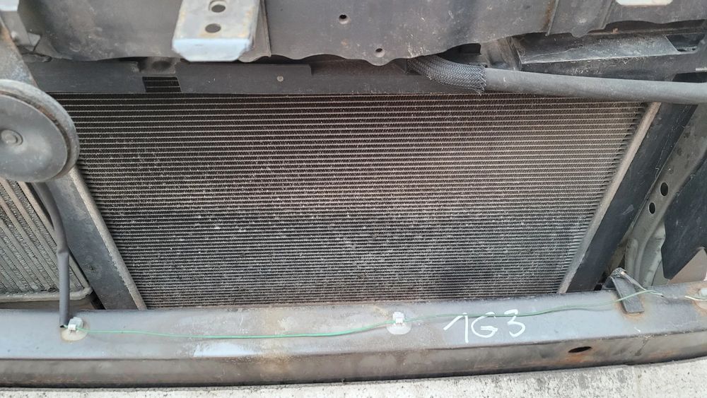 pas przedni wzmocnienie czołowe toyota auris i e15 diesel