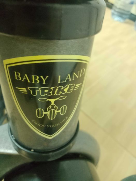 Triciclo  Baby Land Trike em ótimo estado