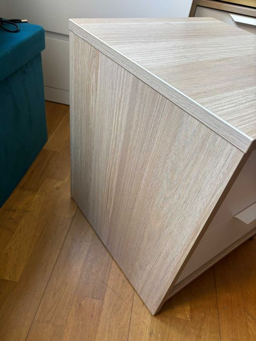 Mesa de Cabeceira