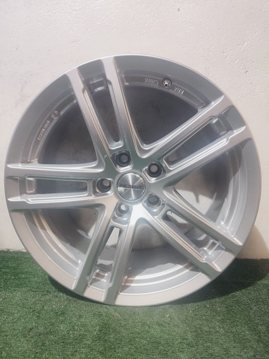 Felgi aluminiowe Dezent 5x112 17" 7.5J et27 Audi Mercedes VW Skoda BMW