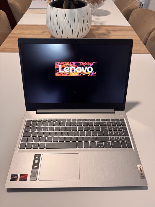 Lenovo ideapad 3