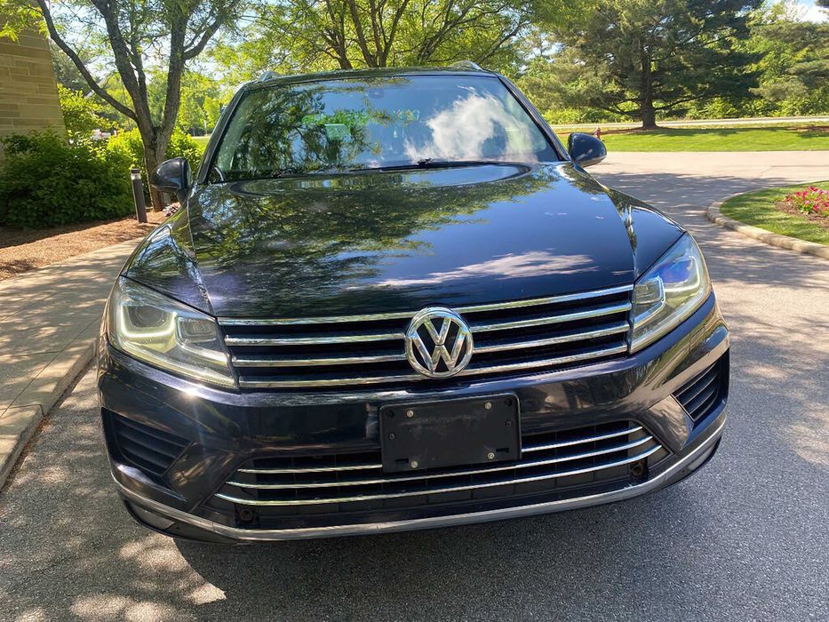 Volkswagen Touareg TDI Lux      2015