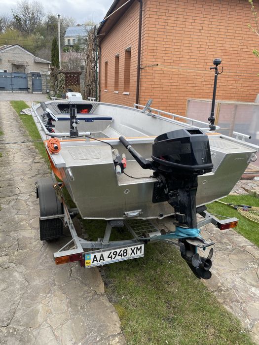 UMS  Tuna 410+лафет+лебідка+ехолот