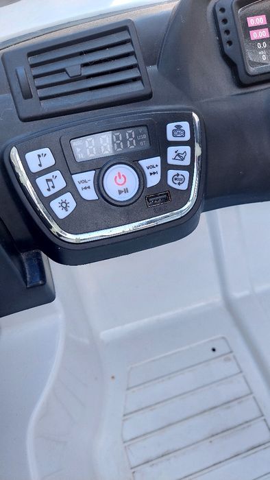 Carro a bateria para criança