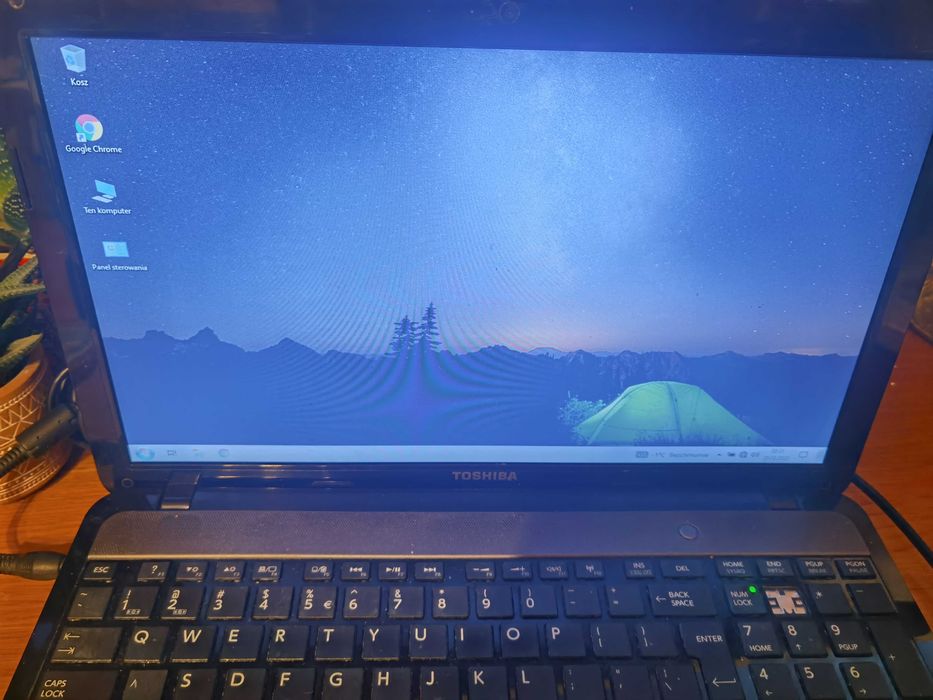 Laptop Toshiba na przyzwoitym chodzie :) Windows 10 HOME 64 bitowy