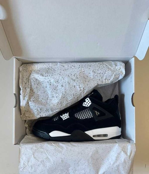 Jordan 4 Retro White Thunder R.46