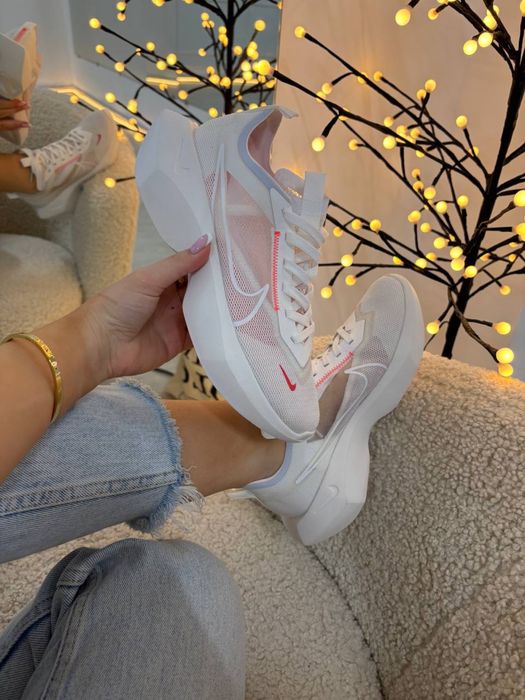 Жіночі кросівки nike