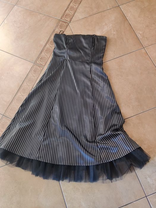 Стильні жіночі плаття ,S