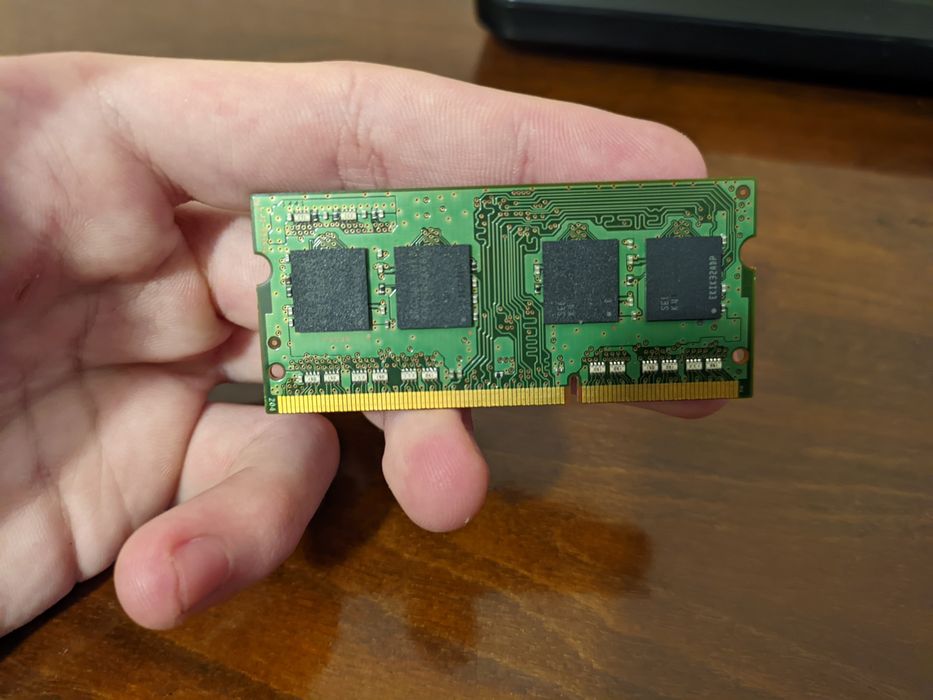 Плашка озу ddr3 4GB