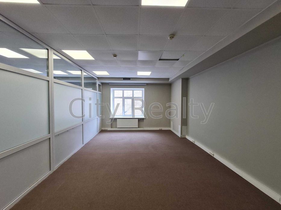 Офіс 327 м.кв. Вул. Ігорівська 12Б Поділ метро Поштова Площа Без%