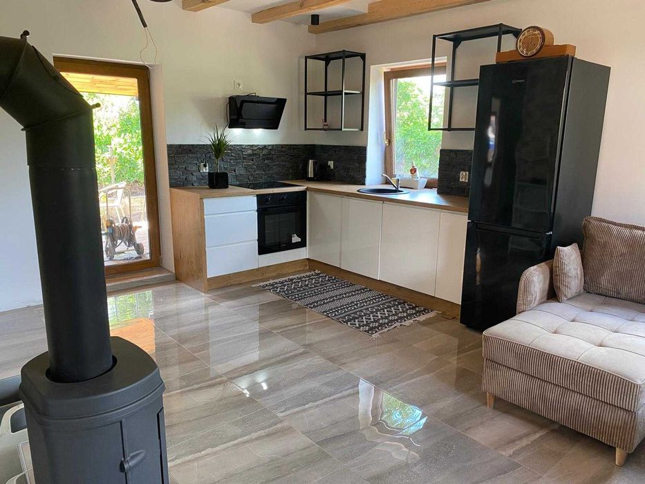 Wynajmę dom do zamieszkania od zaraz . Wszystkie media