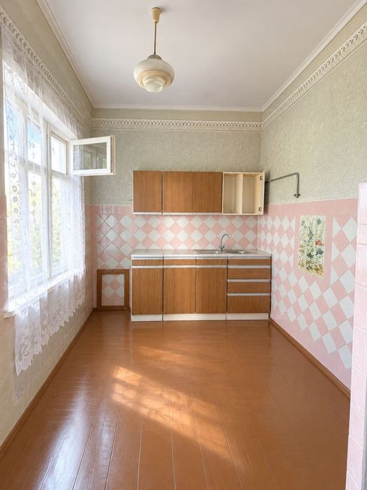 Продаж будинку у Меденичах