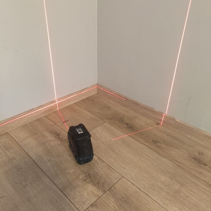 Bosch GLL 3-50 Laser Krzyżowy Samopoziomujący Sprawny