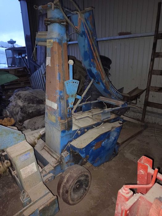 Máquina de silar milho444363453372180482