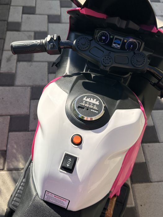 Дитячий мотоцикл M 5056EL-8, Ducati, шкіряне сидіння