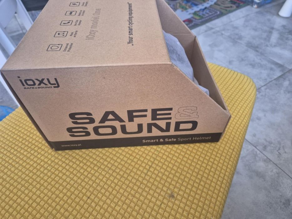 Kask rowerowy multimedialny