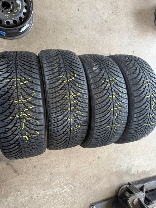 Opony Yokohama bluearth-4s aw21 225/45/19