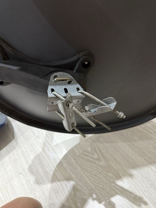 Antena cyfrowy Polsat uchwyt uzywana sprawna