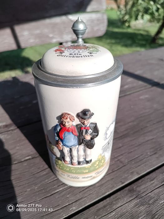 Kolekcjonerskie kufle do piwa.