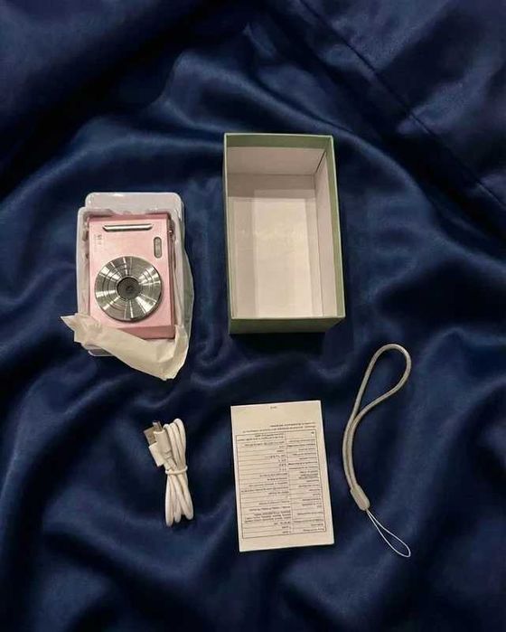 Nowy Aparat Cyfrowy Retro Y2K Vintage