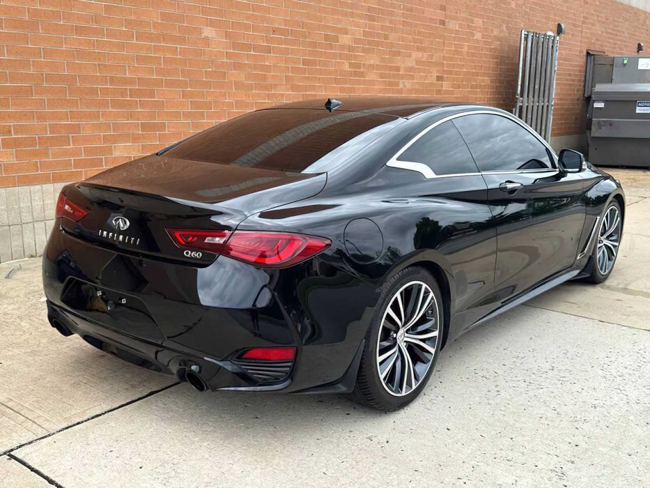 Infiniti Q60 3.0      2018