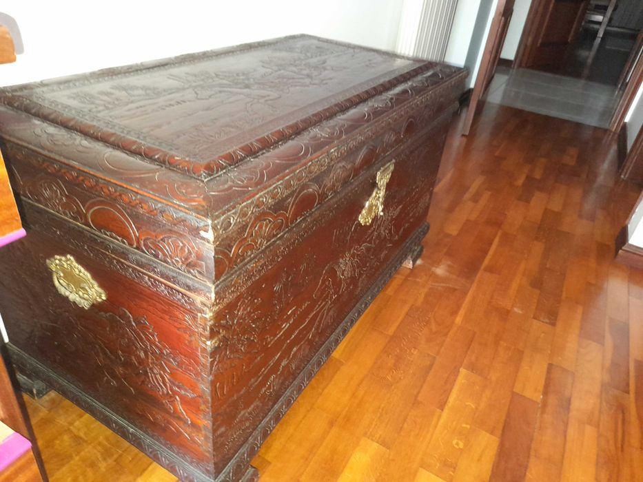 Vendo Malas/Arcas em madeira