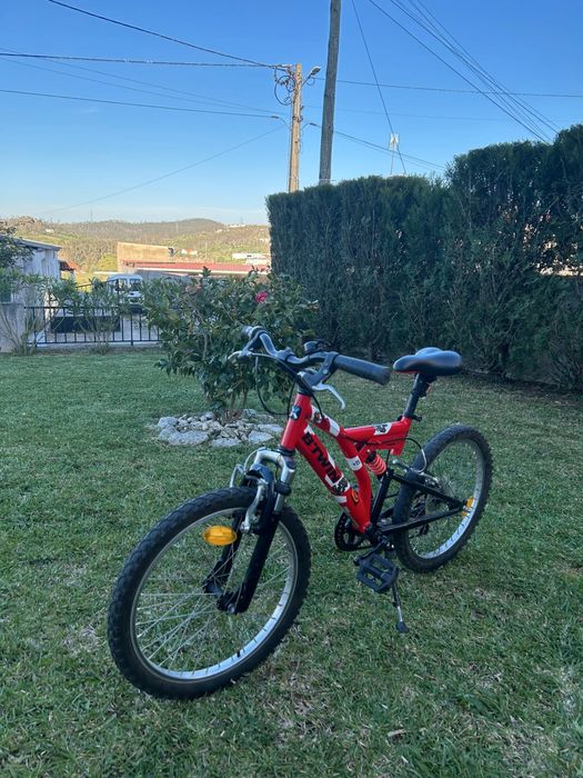 Bicicleta B’TWIN Infantil/Juvenil