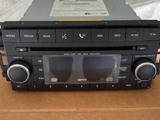 Rádio original Jeep Wrangler JK para 2 e 4 portas e Dodge Journey crd
