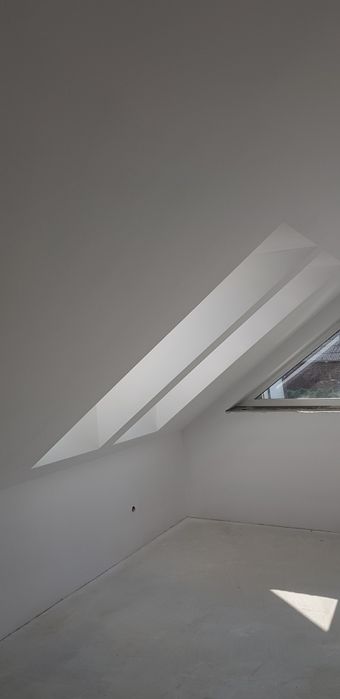 szpachlowanie malowanie  sufity ścianki poddasza  z g.k