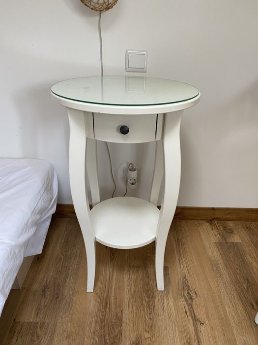 IKEA mesa de cabeceira branco