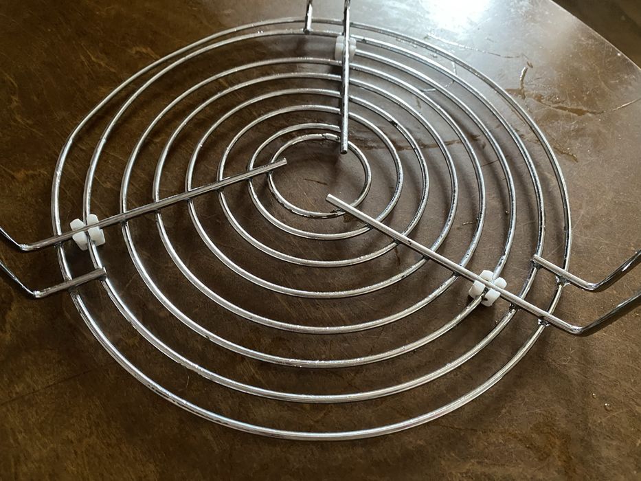 Решетка гриль для микроволновки, диаметр 24 см