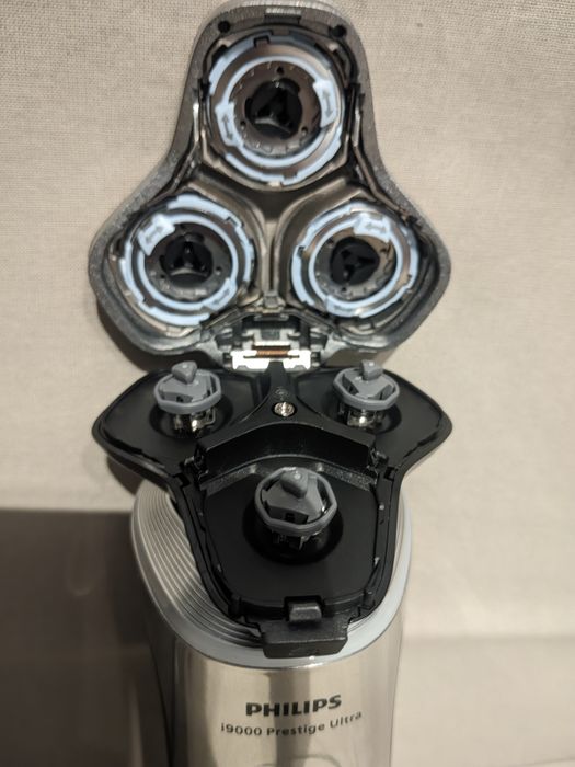 Philips XP9404/46 - máquina de barbear NOVA