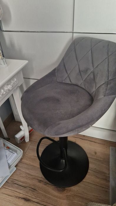 Hoker krzeslo barowe