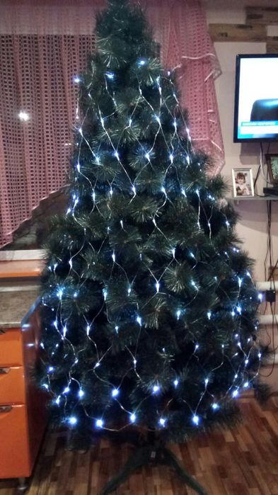 Ёлка (сосна).искусственная.