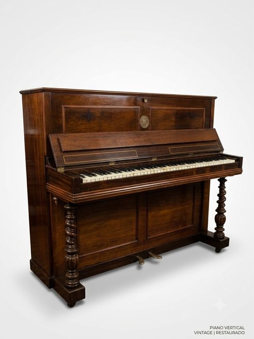 Piano Vertical A. Bord Paris (Século XIX)