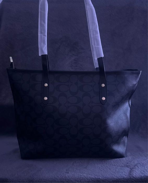 Coach Signature City Zip Tote bag in black smoke/black canvas