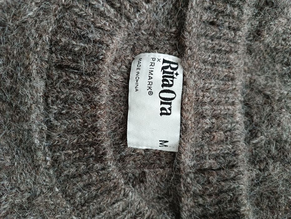 Мохерова шерстяна жилетка