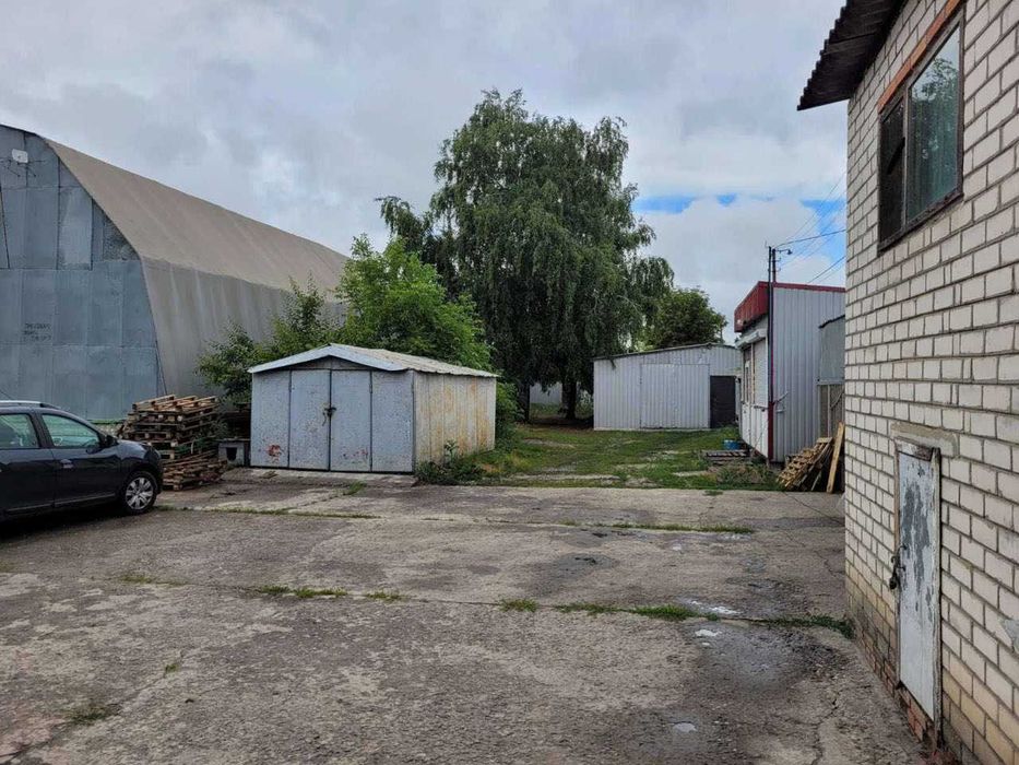Аренда складского помещения в районе авторынка "Лоск"!