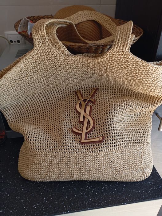Mala YSL em ráfia