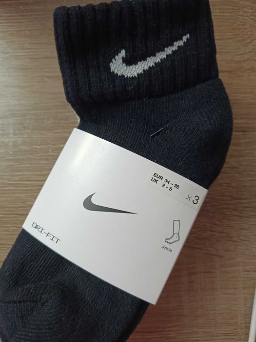 Skarpety Nike 34-38 krótkie