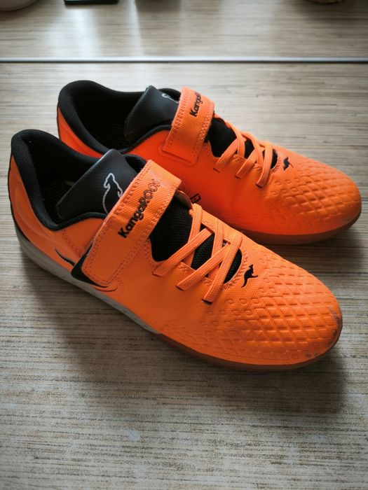 Кроссовки мужские.